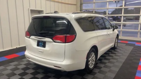 More photos of 2021 Chrysler Voyager LXI at Candy Cars, NY