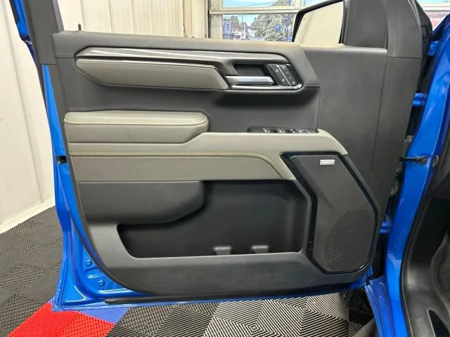 2025 Chevrolet Silverado 1500 ZR2 - Photo 8