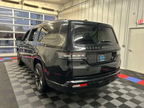 More photos of 2024 Jeep Grand Wagoneer L Series II at Candy Cars, NY