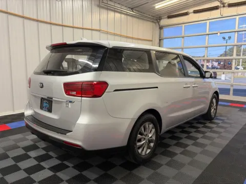More photos of 2020 Kia Sedona L at Candy Cars, NY