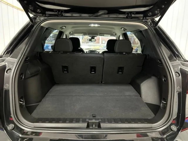 2022 Chevrolet Equinox LS - Photo 13