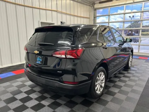 More photos of 2022 Chevrolet Equinox LS at Candy Cars, NY