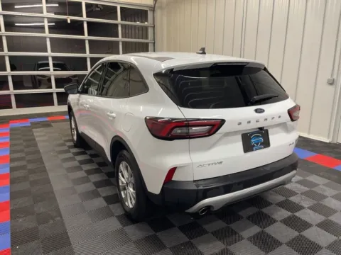 More photos of 2024 Ford Escape Active at Candy Cars, NY