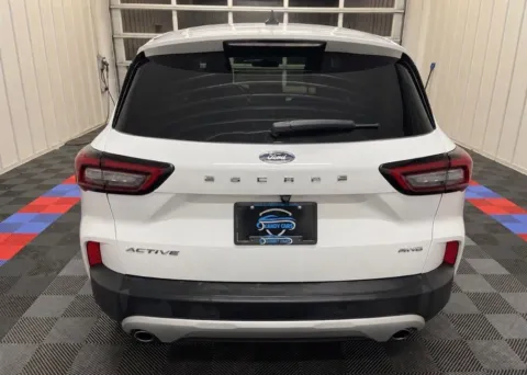 More photos of 2024 Ford Escape Active at Candy Cars, NY