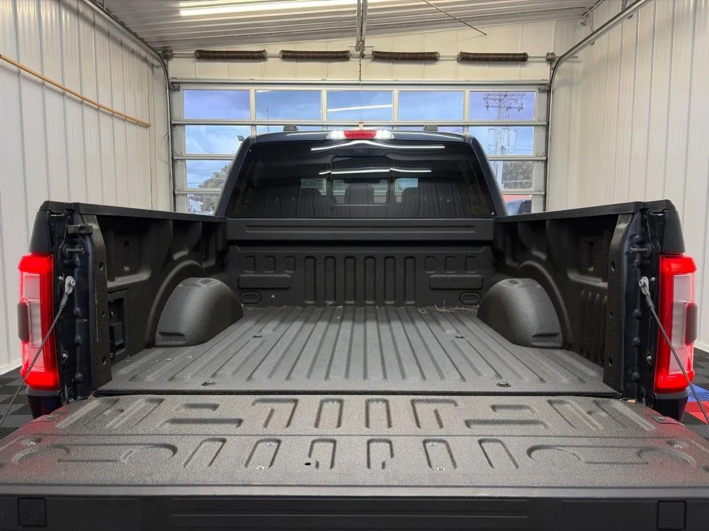 2022 Ford F-150 Lariat - Photo 16