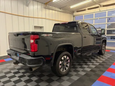 More photos of 2021 Chevrolet Silverado 2500 HD Custom at Candy Cars, NY