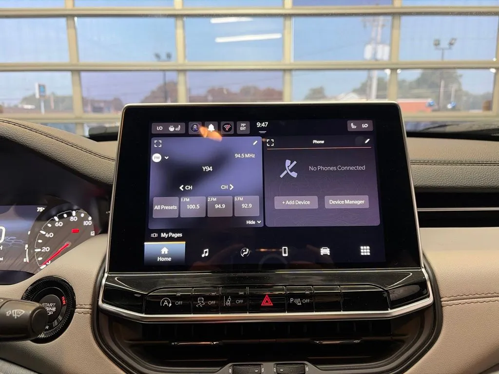 2025 Jeep Compass Limited - Photo 25
