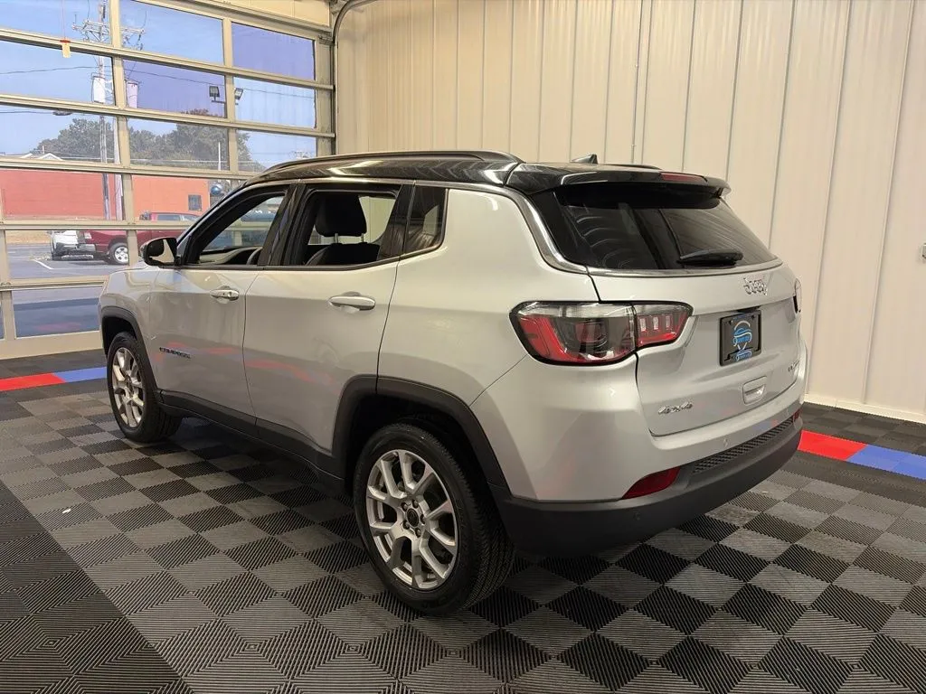 2025 Jeep Compass Limited - Photo 6