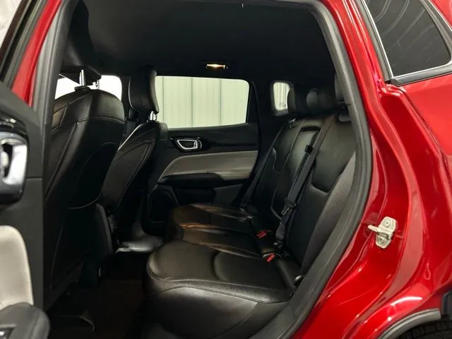 2025 Jeep Compass Limited - Photo 15