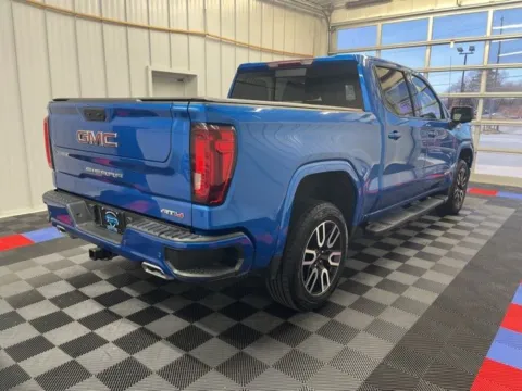 More photos of 2022 GMC Sierra 1500 AT4 at Candy Cars, NY