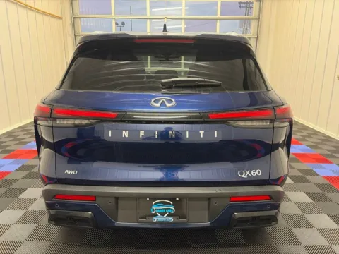More photos of 2025 INFINITI QX60 LUXE at Candy Cars, NY