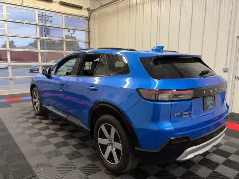 More photos of 2024 Honda Prologue Touring at Candy Cars, NY