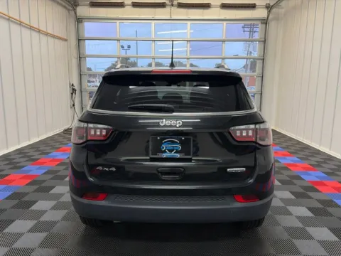 More photos of 2024 Jeep Compass Latitude at Candy Cars, NY