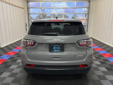 More photos of 2024 Jeep Compass Latitude at Candy Cars, NY