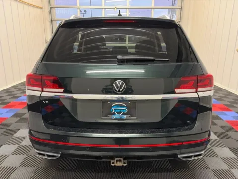 More photos of 2021 Volkswagen Atlas 3.6L V6 SEL Premium R-Line at Candy Cars, NY