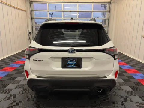 More photos of 2025 Subaru Forester Limited at Candy Cars, NY