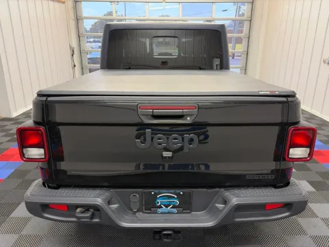 More photos of 2021 Jeep Gladiator Sport at Candy Cars, NY