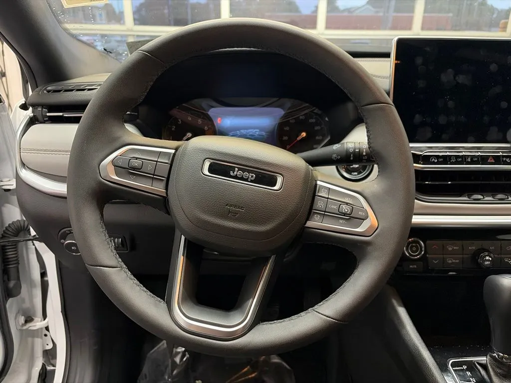 2025 Jeep Compass Limited - Photo 23