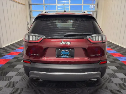 More photos of 2021 Jeep Cherokee Limited at Candy Cars, NY