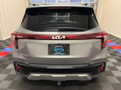 More photos of 2024 Kia Seltos EX at Candy Cars, NY
