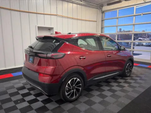 More photos of 2023 Chevrolet Bolt EUV Premier at Candy Cars, NY
