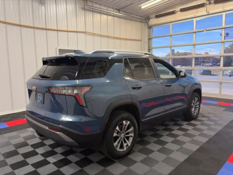 More photos of 2025 Chevrolet Equinox LT at Candy Cars, NY
