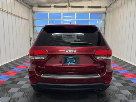 More photos of 2020 Jeep Grand Cherokee Laredo E at Candy Cars, NY
