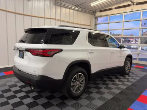 More photos of 2023 Chevrolet Traverse LT at Candy Cars, NY