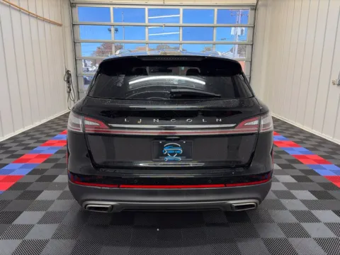 More photos of 2023 Lincoln Nautilus Standard at Candy Cars, NY