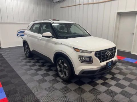 Another view of 2022 Hyundai Venue SEL for sale in Syracuse, NY at Candy Cars