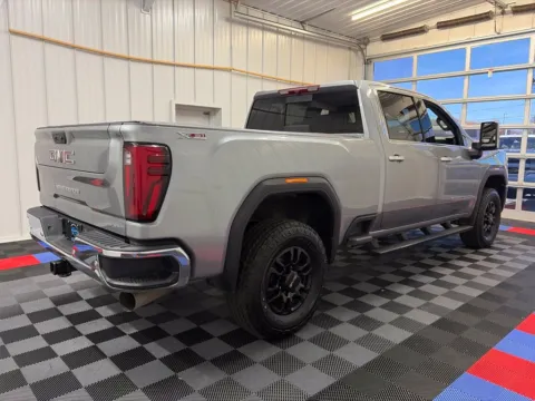 More photos of 2024 GMC Sierra 3500 HD SLT at Candy Cars, NY