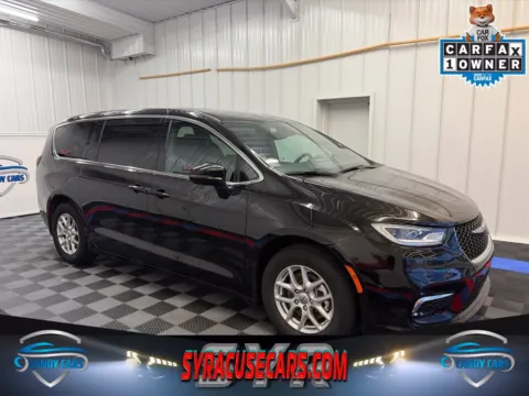 Black 2025 Chrysler Pacifica Select for sale in Syracuse, NY