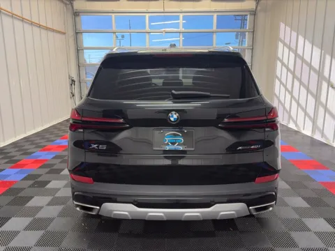 More photos of 2026 BMW X5 xDrive40i at Candy Cars, NY