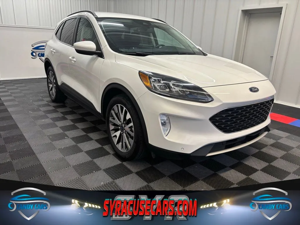 White 2022 Ford Escape Titanium for sale in Syracuse, NY