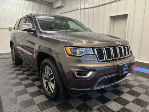 Photos of 2021 Jeep Grand Cherokee Limited for sale in Syracuse, NY at Candy Cars