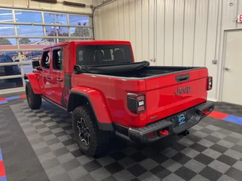 More photos of 2022 Jeep Gladiator Rubicon at Candy Cars, NY