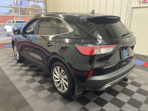 More photos of 2022 Ford Escape Hybrid Titanium at Candy Cars, NY