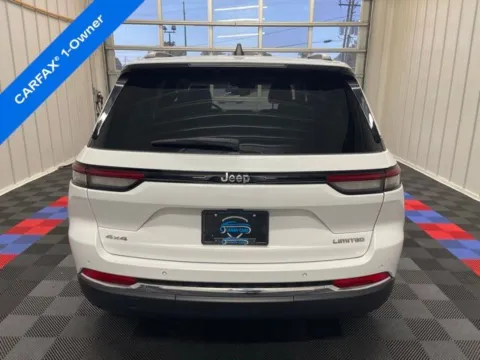 More photos of 2023 Jeep Grand Cherokee Limited at Candy Cars, NY