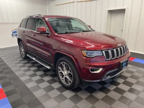 Photos of 2018 Jeep Grand Cherokee Limited for sale in Syracuse, NY at Candy Cars
