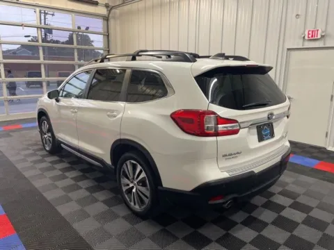 More photos of 2022 Subaru Ascent Limited at Candy Cars, NY