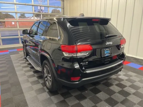More photos of 2019 Jeep Grand Cherokee Limited at Candy Cars, NY