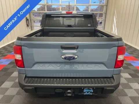More photos of 2024 Ford Maverick Lariat at Candy Cars, NY