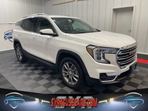 White 2024 GMC Terrain SLT for sale in Syracuse, NY