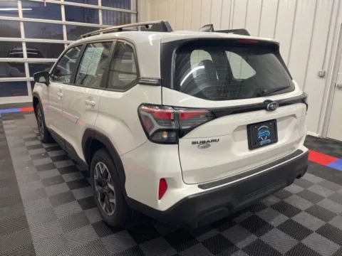 More photos of 2025 Subaru Forester at Candy Cars, NY