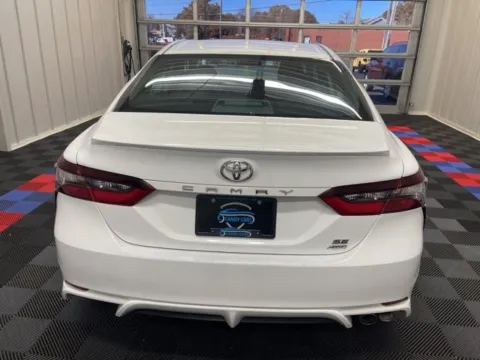 More photos of 2024 Toyota Camry SE at Candy Cars, NY