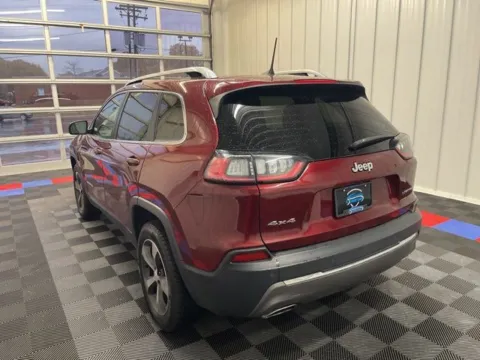 More photos of 2019 Jeep Cherokee Limited at Candy Cars, NY