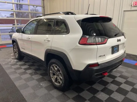 More photos of 2022 Jeep Cherokee Trailhawk at Candy Cars, NY