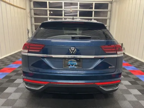 More photos of 2021 Volkswagen Atlas Cross Sport 2.0T S at Candy Cars, NY
