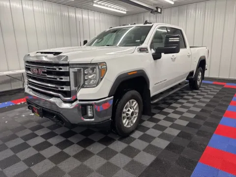 More photos of 2021 GMC Sierra 2500HD SLE at Bridgeland Auto Brokers, NY