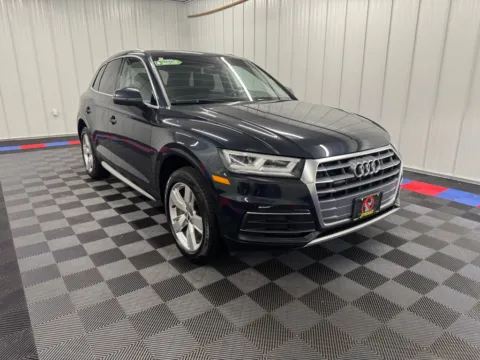 Photos of 2018 Audi Q5 2.0T Premium Plus for sale in Bridgeport, NY at Bridgeland Auto Brokers